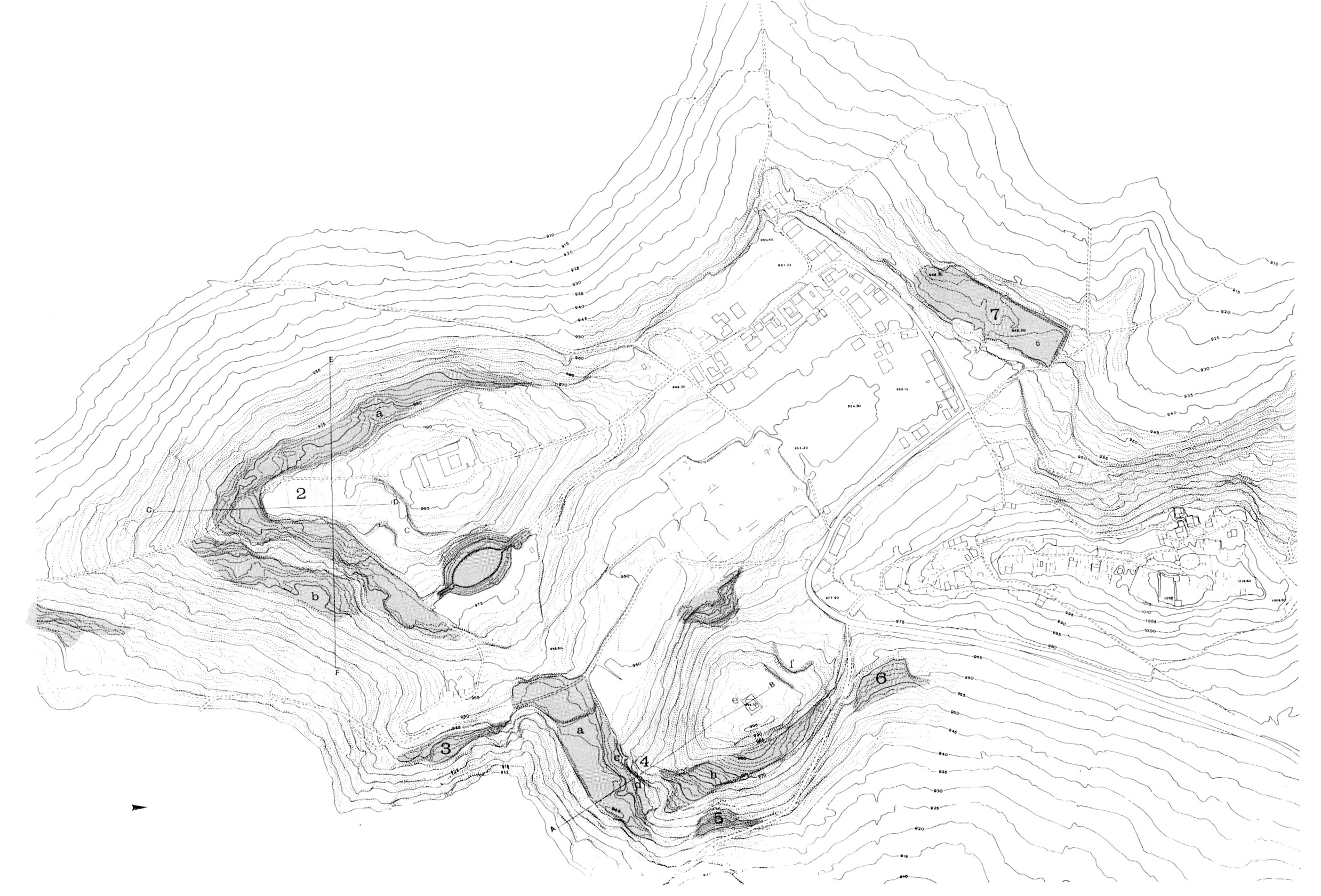 Fig. 13 - Alba Fucens, le cave antiche evidenziate sulla restituzione aerofotogrammetrica.