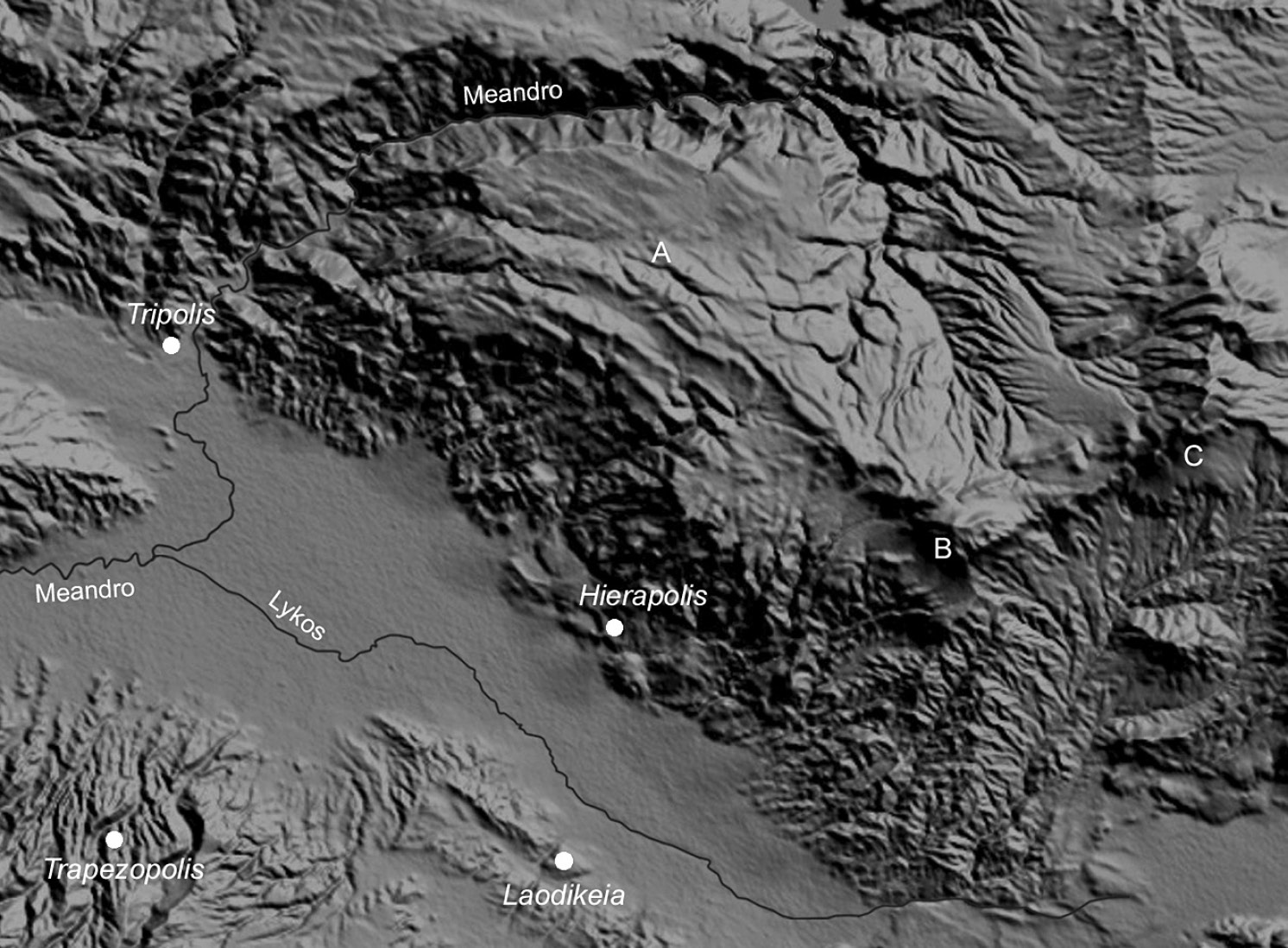 Fig. 1 – DEM della valle del Meandro, della valle del Lykos e dell’altopiano (A) a N di Hierapolis, basato sui dati della Shuttle Radar Topography Mission (SRTM); sono visibili anche il Küçükçökelz (B) ed il Büyükçökelz (C).