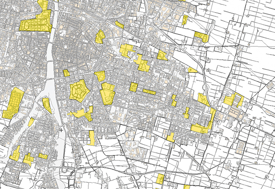 Fig. 3 – Particolare della Carta della Visibilità Archeologica: in grigio le zone di visibilità nulla, in giallo quelle di visibilità scarsa, in bianco quelle di visibilità ottima.