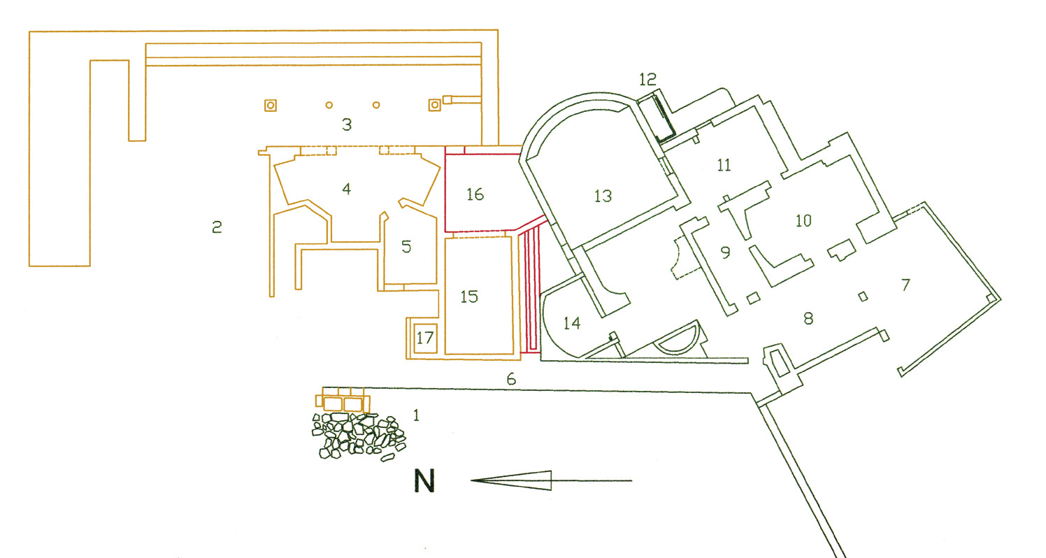 Fig. 1 – Strada sommersa. I gradini di accesso alle terme, la piccola vasca rettangolare n.17 e, al centro, il corridoio n.6.