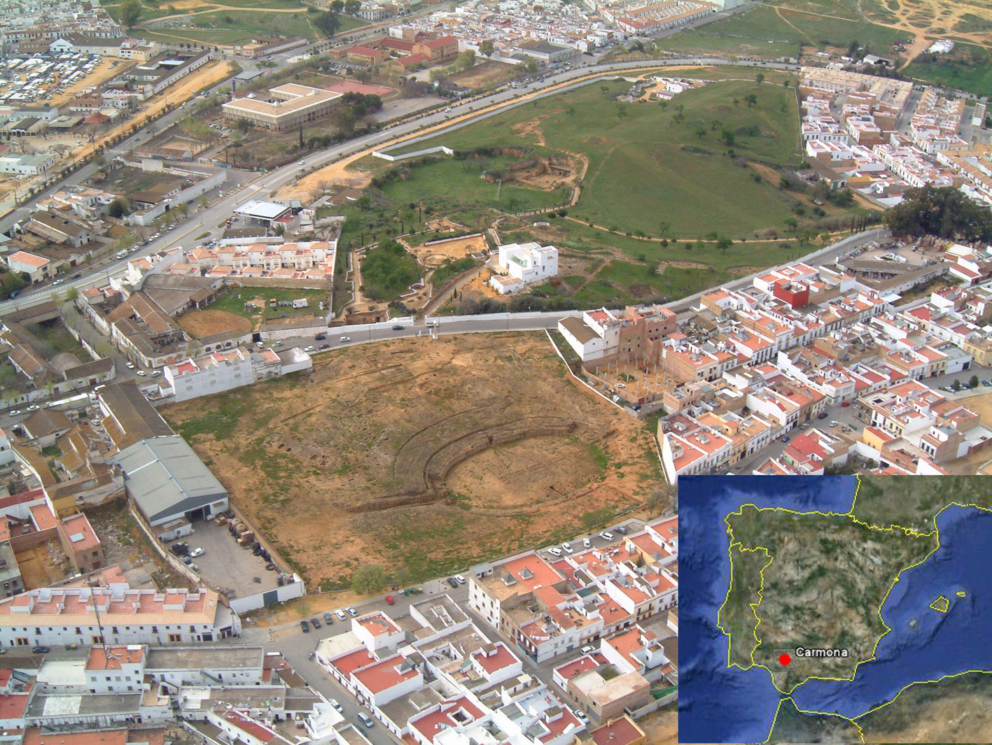 Fig. 1 – Aerial view of the Carmona Archaeological Ensemble.