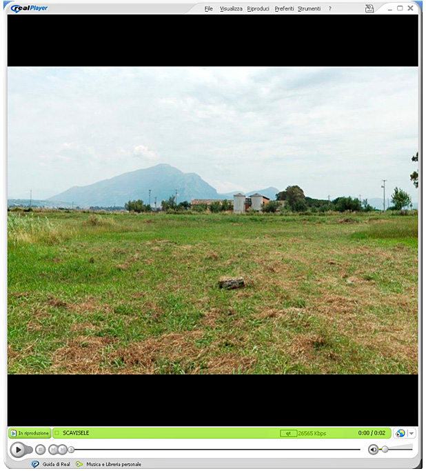 Fig. 4 – Foce Sele Hera Sanctuary. Panorama of the excavations area in 2004 (panoramic photo by Prof. Giulio Fabricatore).