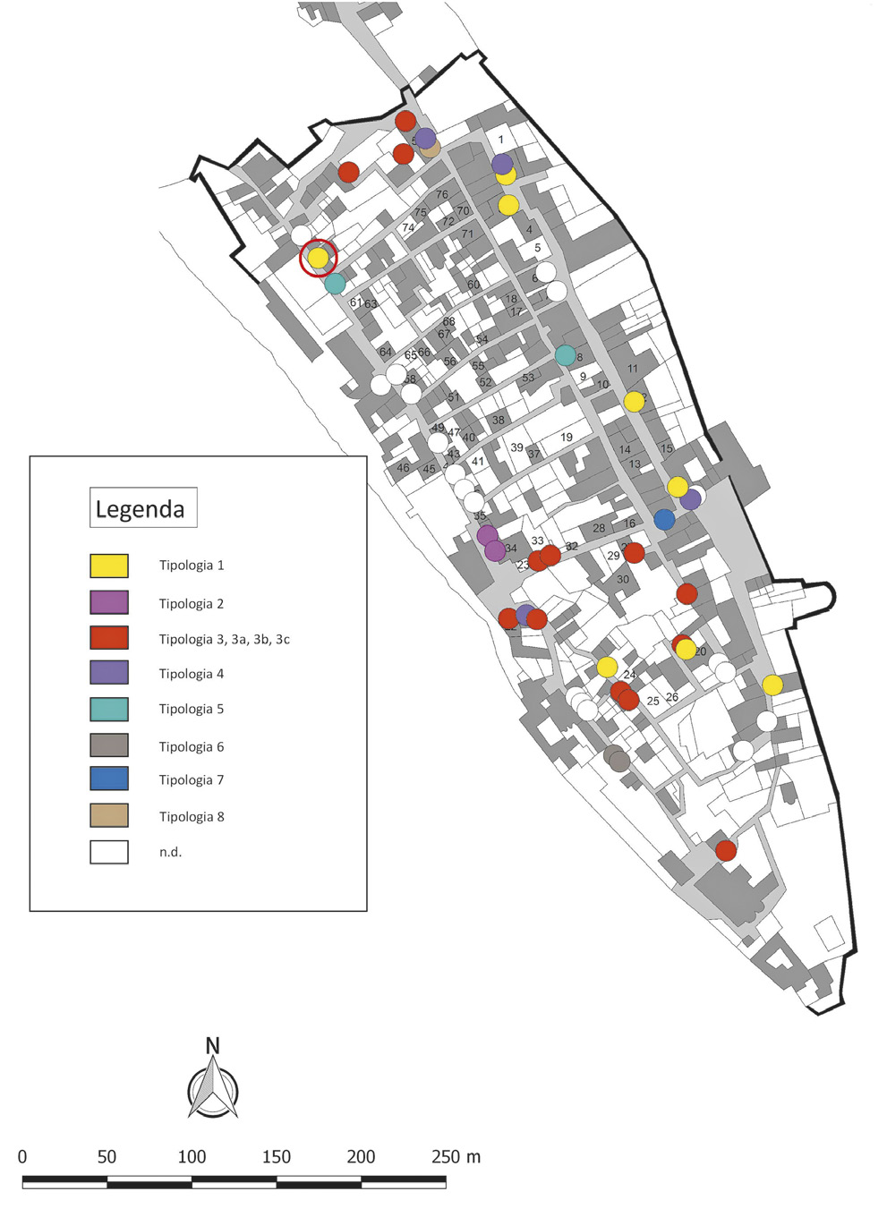 Fig. 7 – Rab (Croazia), centro storico con indicazione delle cronotipologie individuate e dell’edificio oggetto d’indagine (base GIS elaborata da F. Giacomello, rielaborata dall’autore).