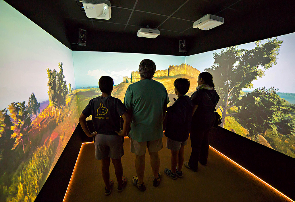 Fig. 5 – Immersive room at the Ullastret branch of the Archaeological Museum of Catalonia.