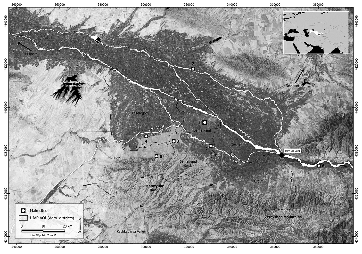 Fig. 1 – Samarkand (star in the box on the upper right) and the major geographical features and archaeological sites relevant to this paper inside the UIAP AOI: 1) Afrasiab (Maracanda); 2) Kafir Kala; 3) Kurgan Kadirbek; 4) Koitepa; 5) Boyssartepa (Sazagan); 6) Penjikent; 7) Koktepe. On the background a 1988-1991 Landsat Orthorectified TM image (RGB band combination 1-2-3 converted to Greyscale).