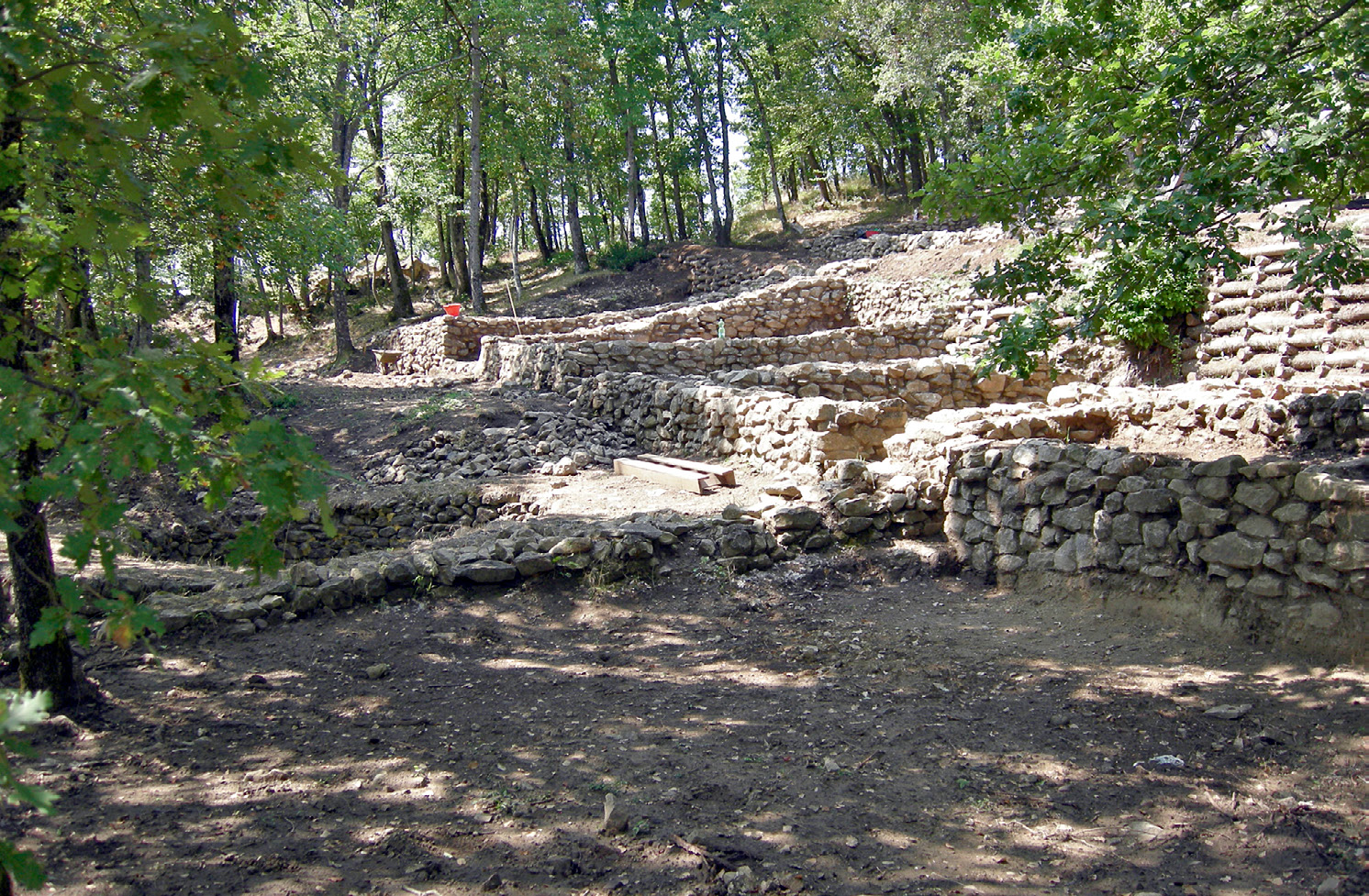 Fig. 3 – The walls consolidate the terracing of mountainside.