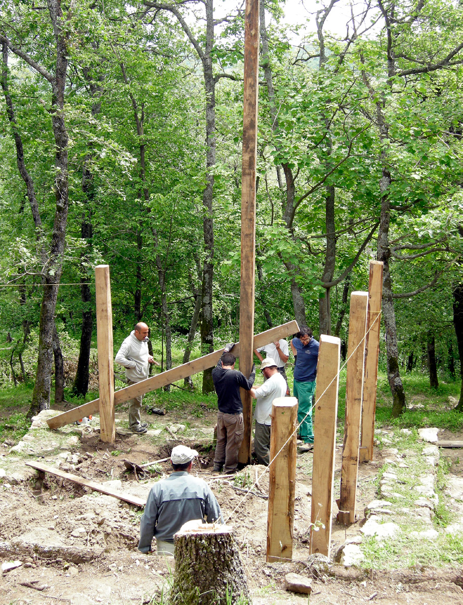 Fig. 4 – The vertical woodwork of the house.