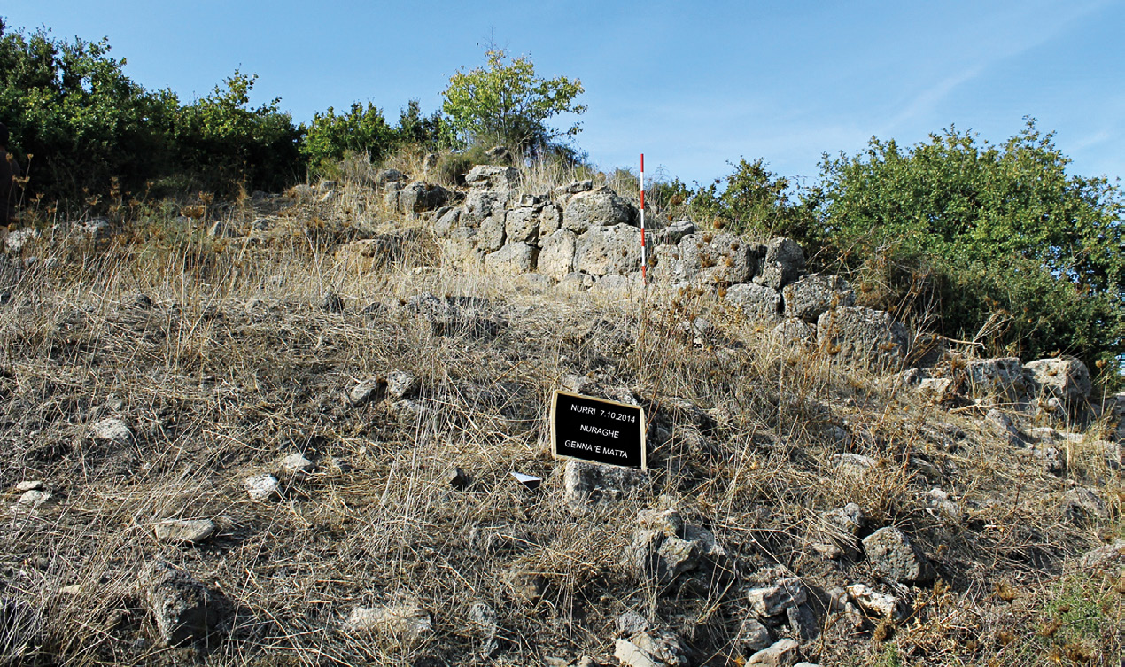 Fig. 4 – Esempio di nuraghe complesso nell’area di studio: il nuraghe Genna ‘e Matta di Nurri (foto R. Cicilloni).