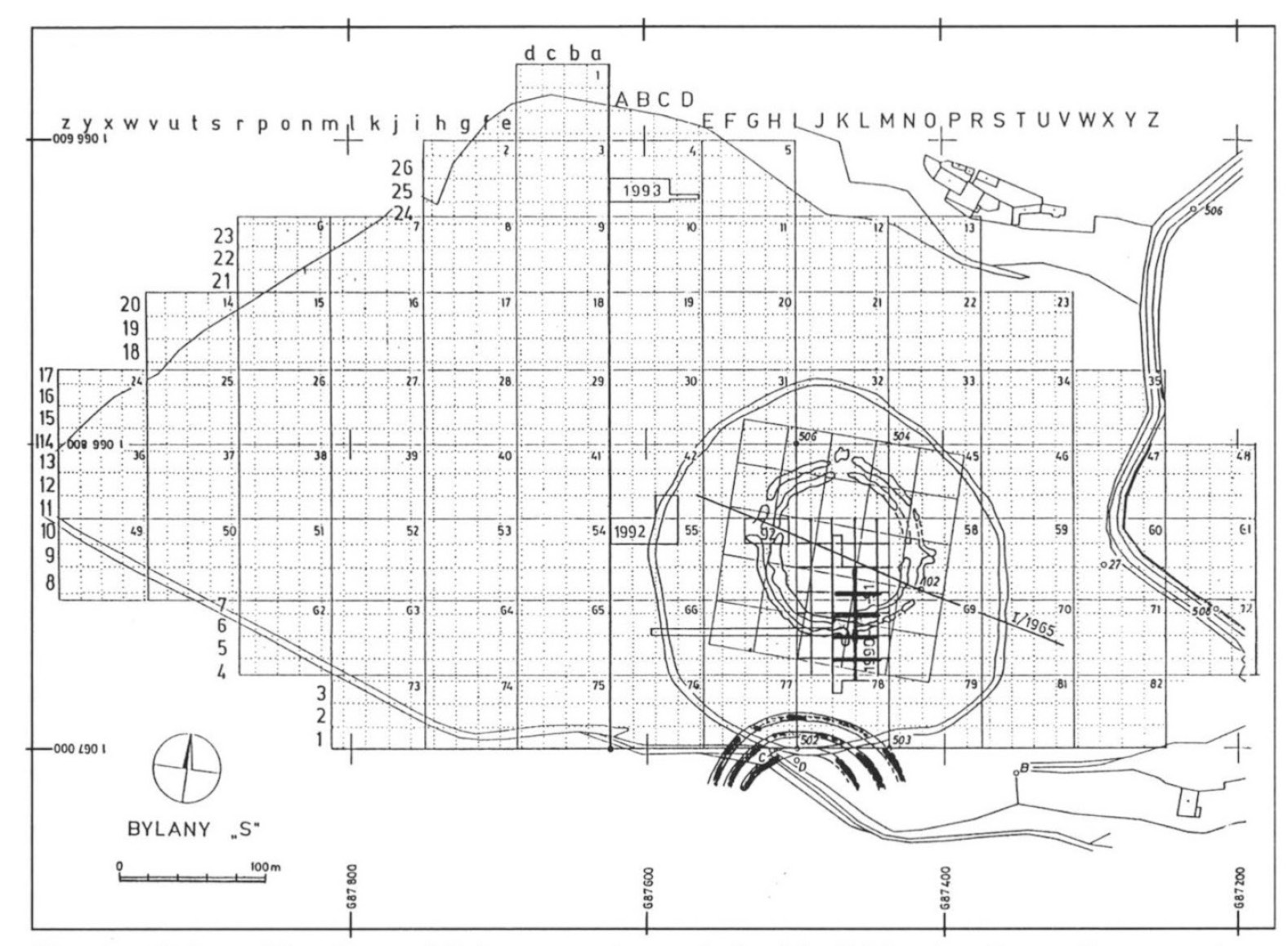 Fig. 1 – Bylany (Czech republic), excavations of the Neolithic site. Recording x and y coordinates within geographical grid. The 15x15 m grid for the section S together with the Neolithic enclosures system resulted from geophysical prospection.