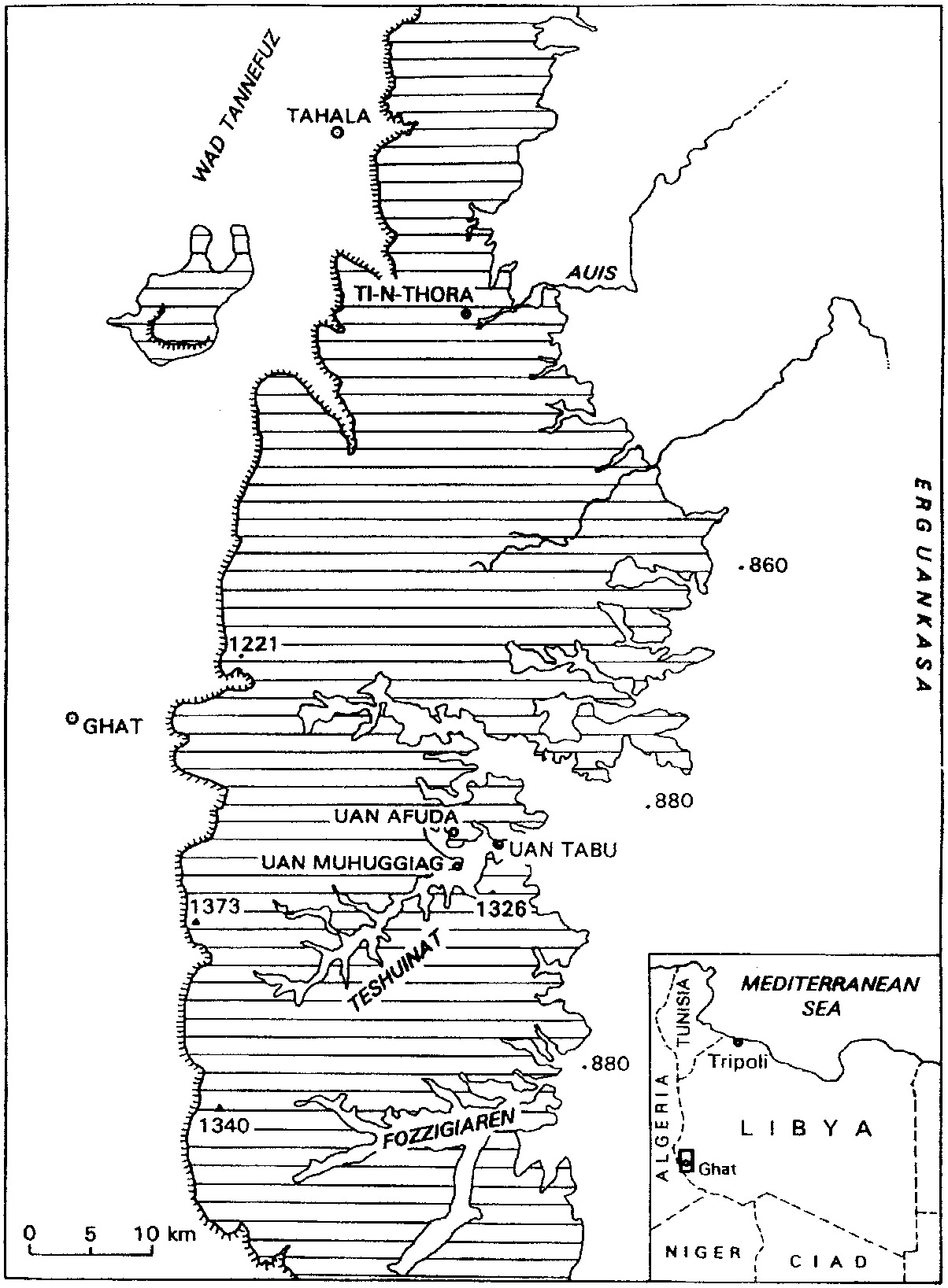 Fig. 1 – Il massiccio del Tadrart Acacus (Sahara Libico) e la localizzazione della grotta di Uan Afuda (Uadi Kessan).