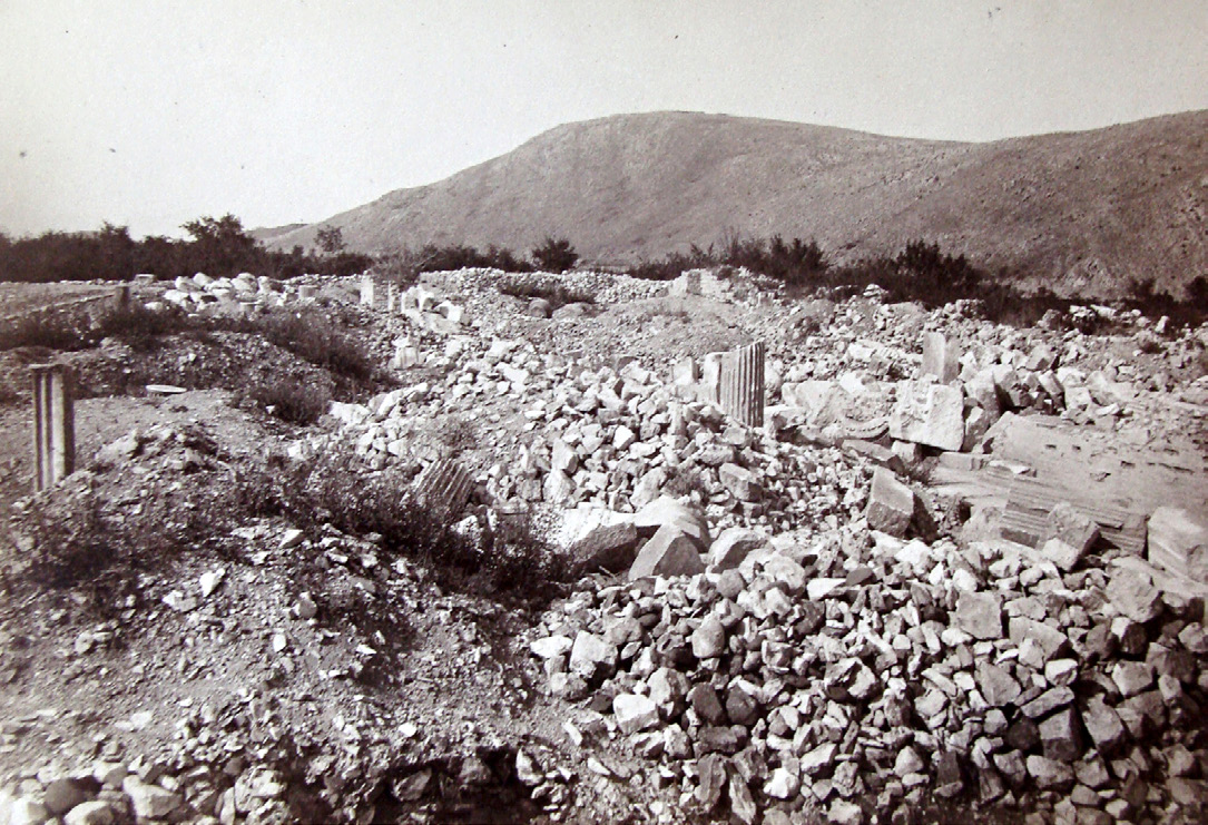 Fig. 1 – Doclea, forum and basilica (photo by Josef Wünch, 1890, Archaeological Museum, Split).