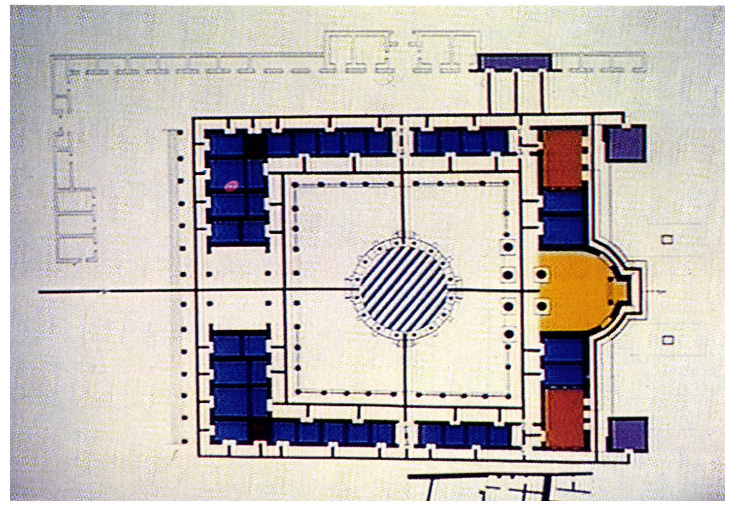 Tav. XIb - Pozzuoli, Macellum. Pianta tematica, da un originale in scala 1:200.